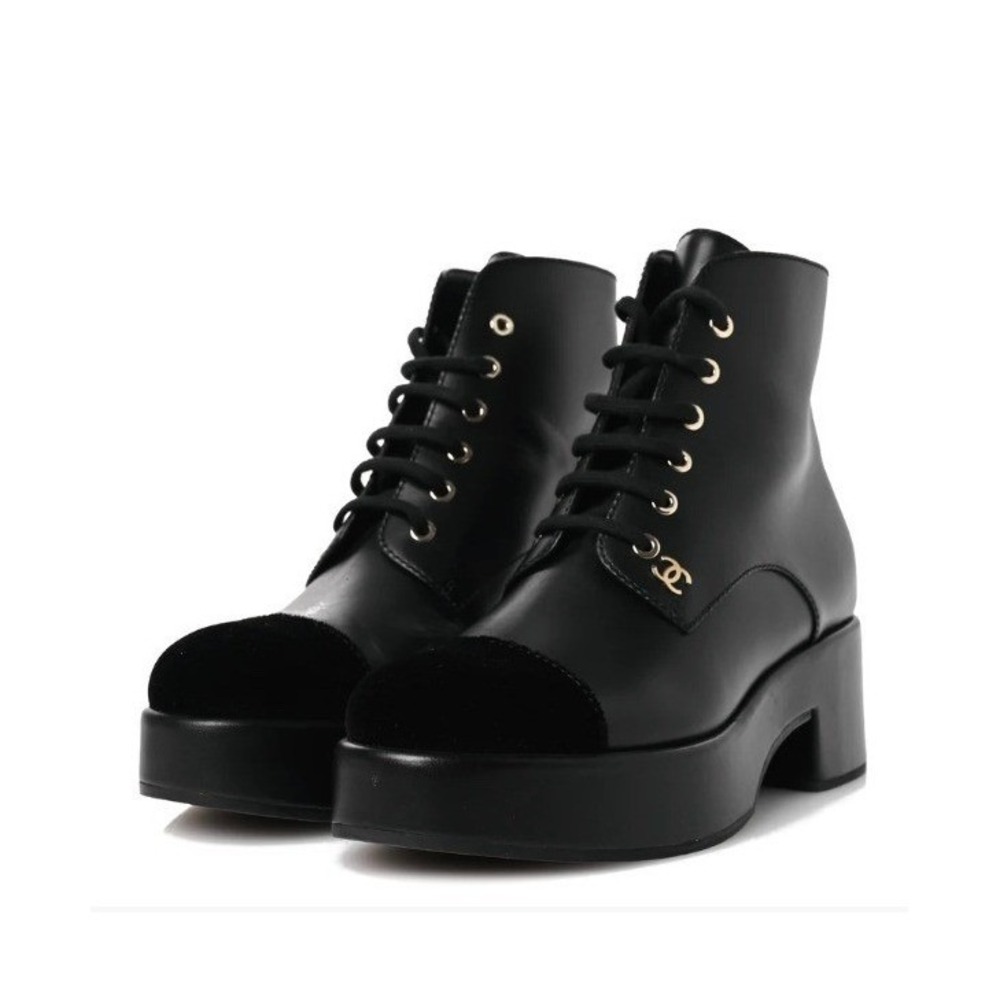 Chanel 2022 Black Calfskin Velvet CC Cap Toe Platform Boots 38.5